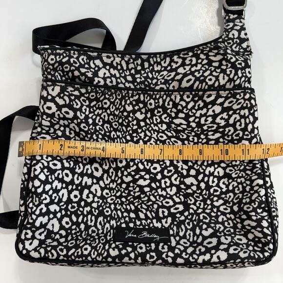 Vera Bradley Nylon Crossbody Purse Black & White Animal Print Lighten Up Slim - Picture 15 of 16